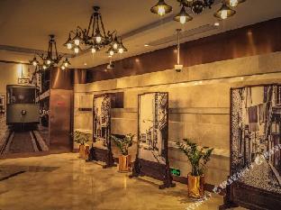 yitel premium shanghai peoples square nanjing road pedestrian street shop