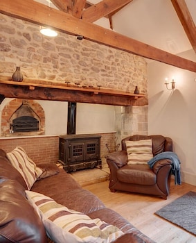 hills farm stays