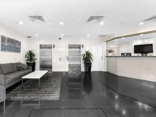 central brunswick apartment hotel