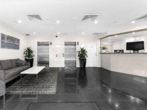 central brunswick apartment hotel