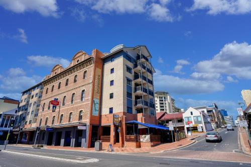 central brunswick apartment hotel