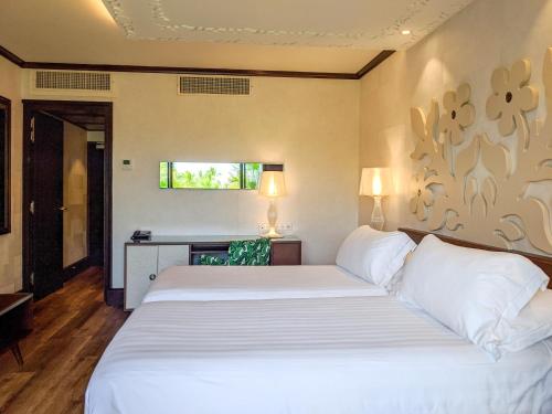 intercontinental resort tahiti by ihg