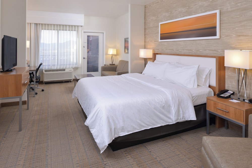 holiday inn express and suites pocatello by ihg