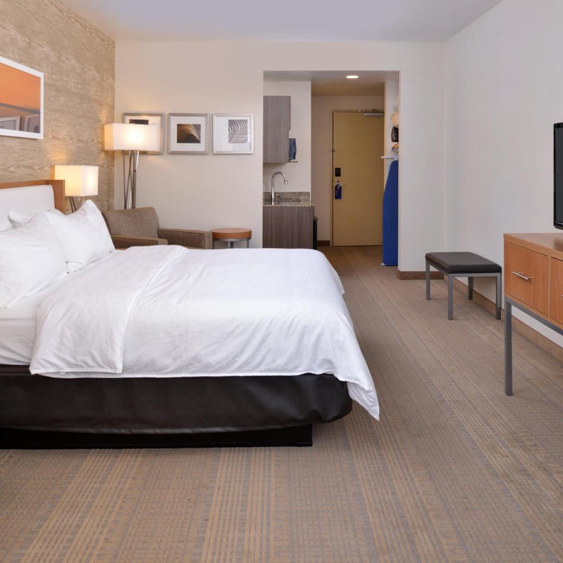 holiday inn express and suites pocatello by ihg