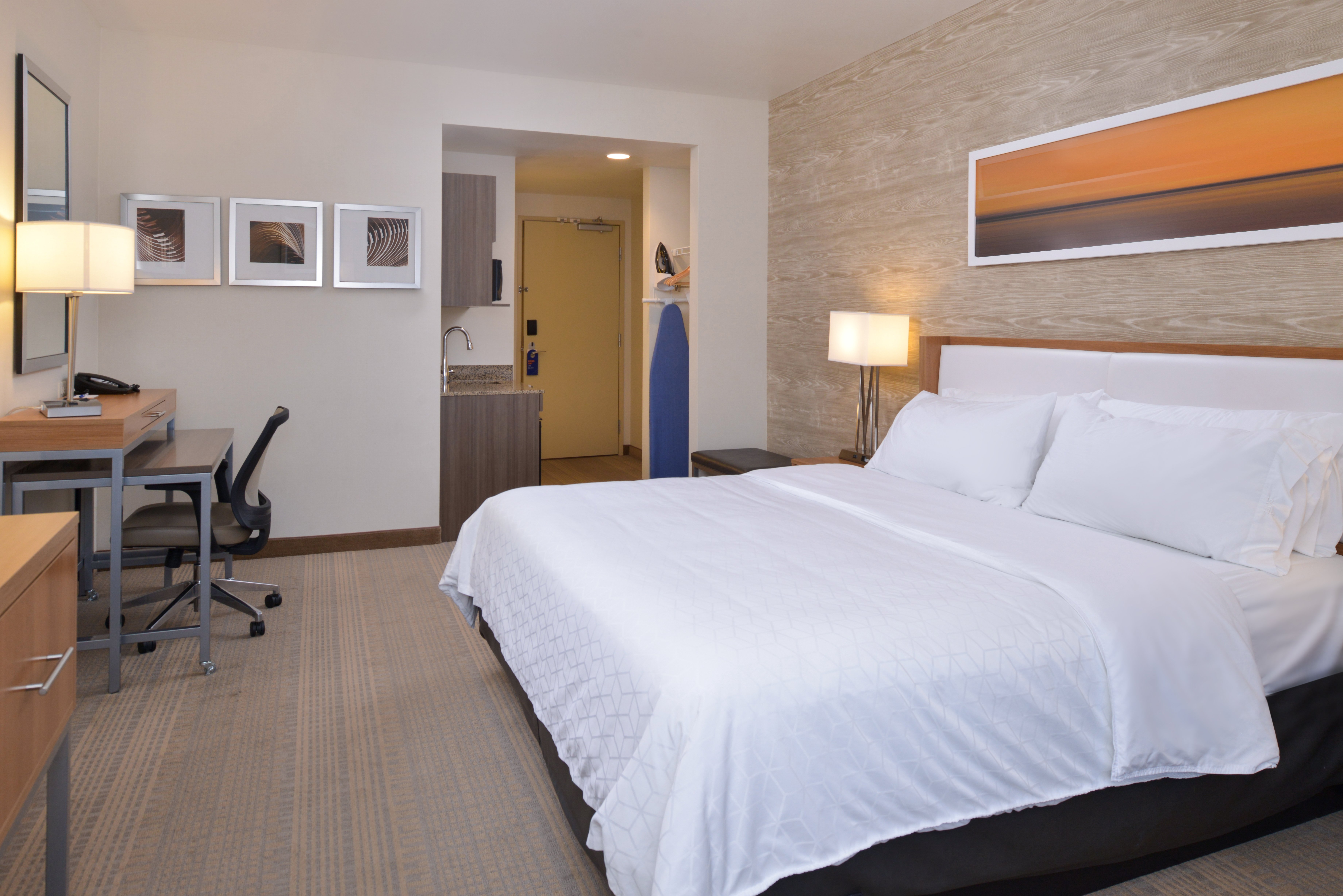 holiday inn express and suites pocatello by ihg
