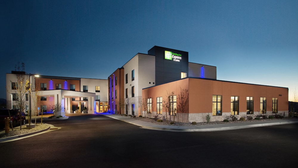 holiday inn express and suites pocatello by ihg