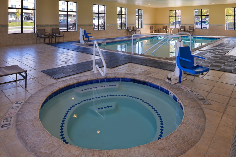 holiday inn express and suites pocatello by ihg