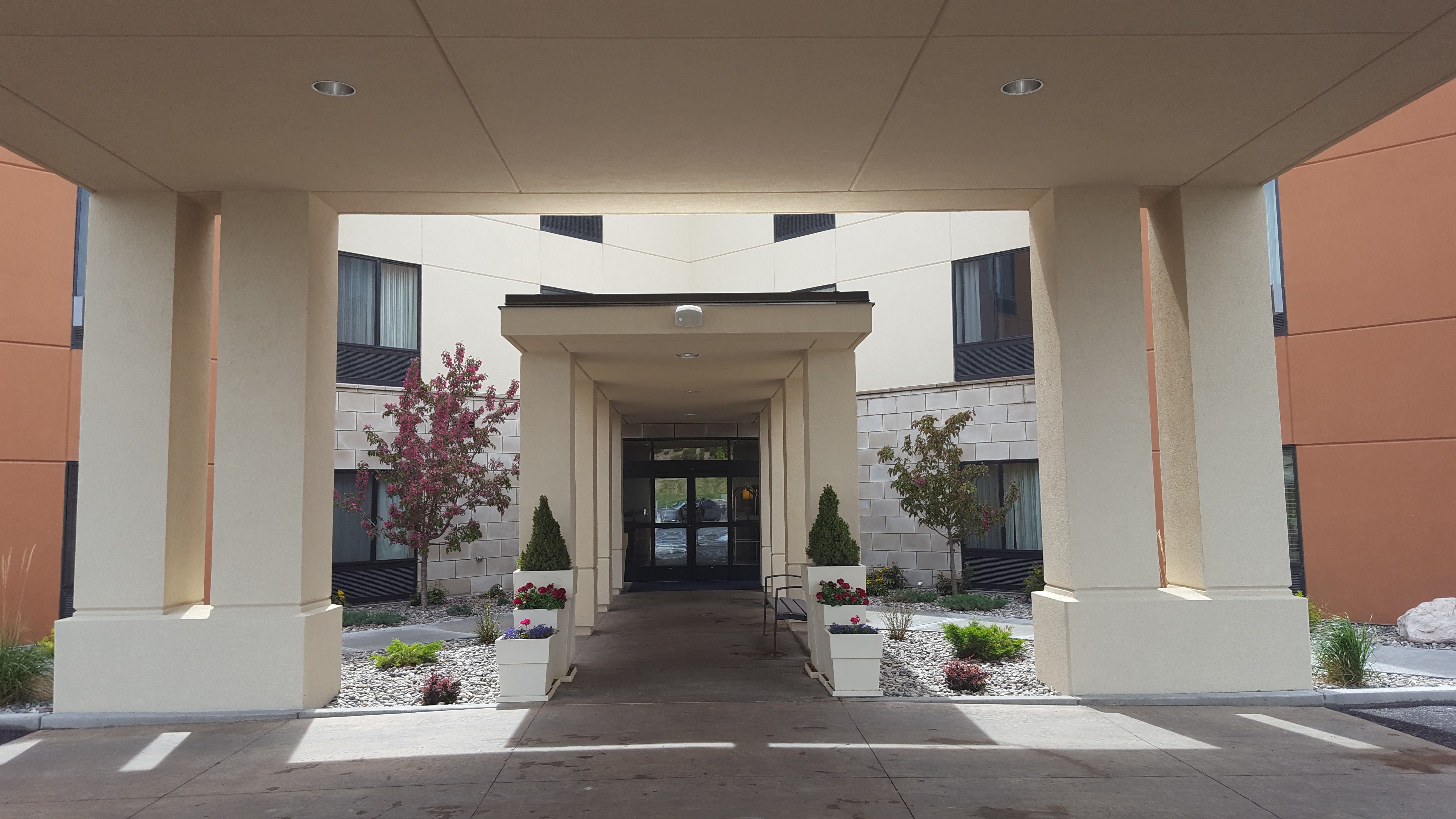 holiday inn express and suites pocatello by ihg