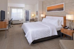 holiday inn express and suites pocatello by ihg