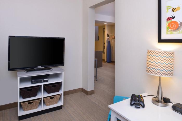 holiday inn express and suites pocatello by ihg