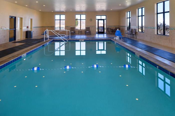 holiday inn express and suites pocatello by ihg
