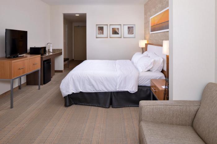 holiday inn express and suites pocatello by ihg