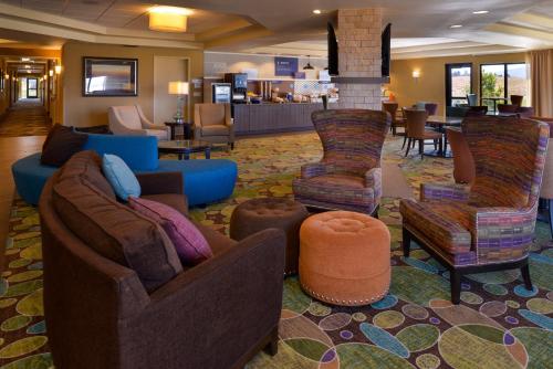 holiday inn express and suites pocatello by ihg