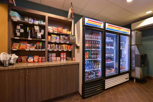 holiday inn express and suites pocatello by ihg