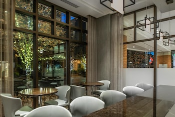 Hampton Inn & Suites Portsmouth Downtown,Portsmouth>>New Castle,3 star