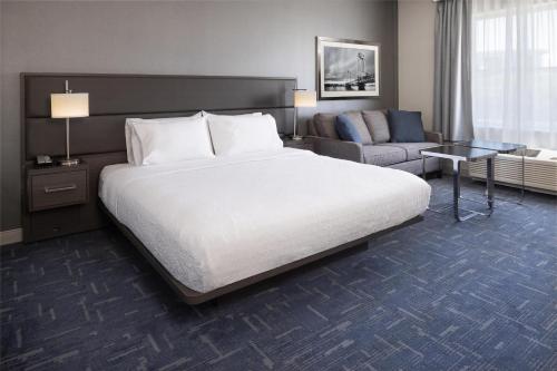 hampton inn and suites portsmouth downtown