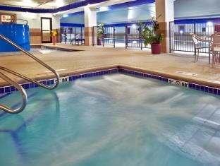 holiday inn express and suites sheldon by ihg