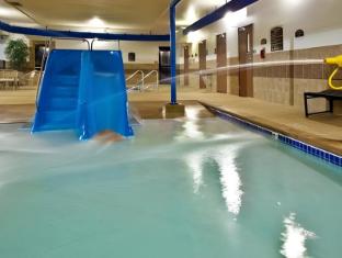 holiday inn express and suites sheldon by ihg