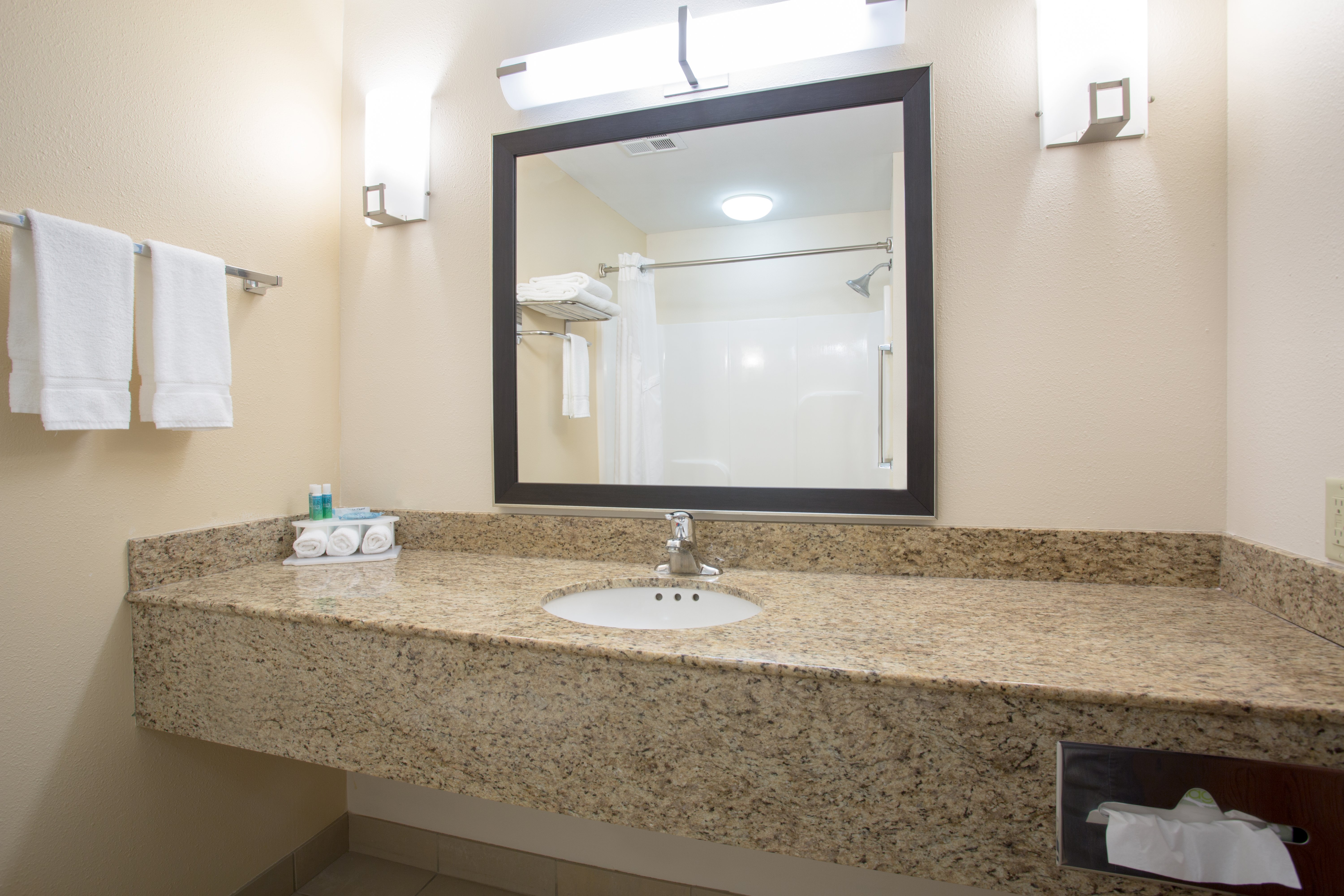 holiday inn express hotel and suites concordia by ihg