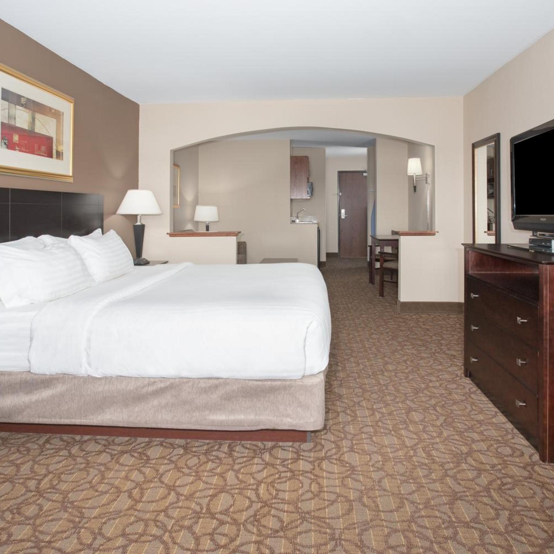 holiday inn express hotel and suites concordia by ihg