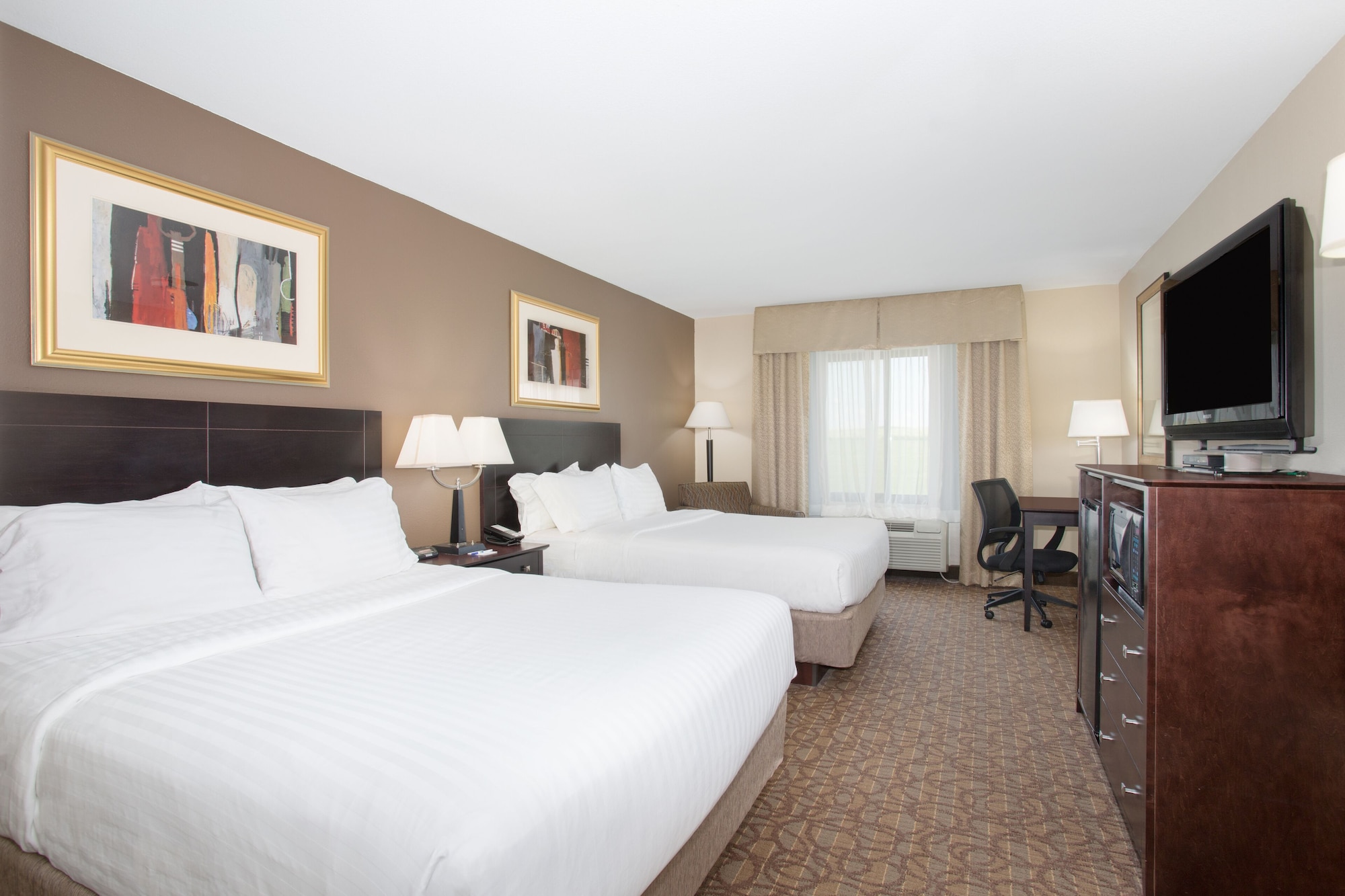 holiday inn express hotel and suites concordia by ihg