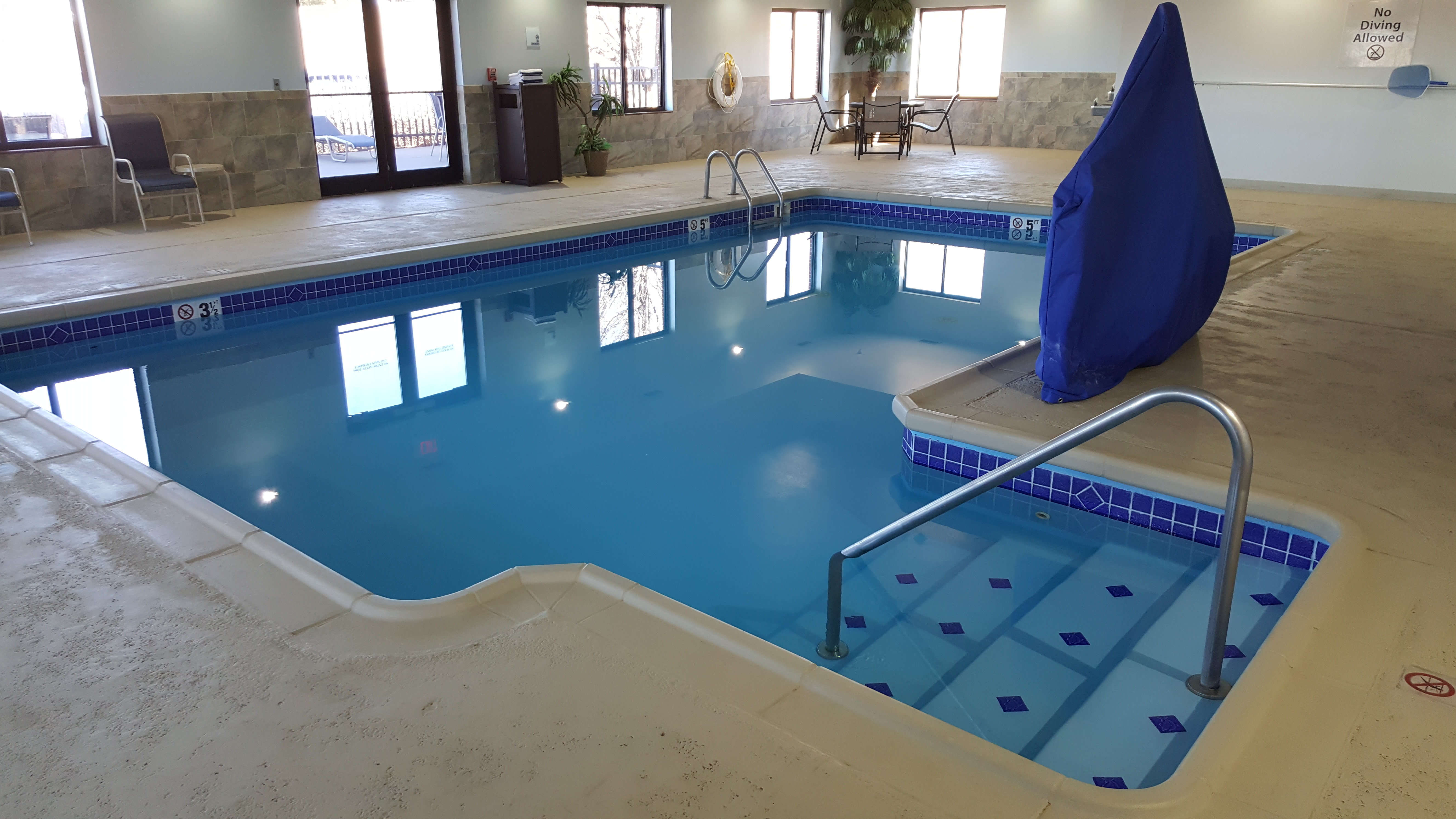 holiday inn express hotel and suites concordia by ihg