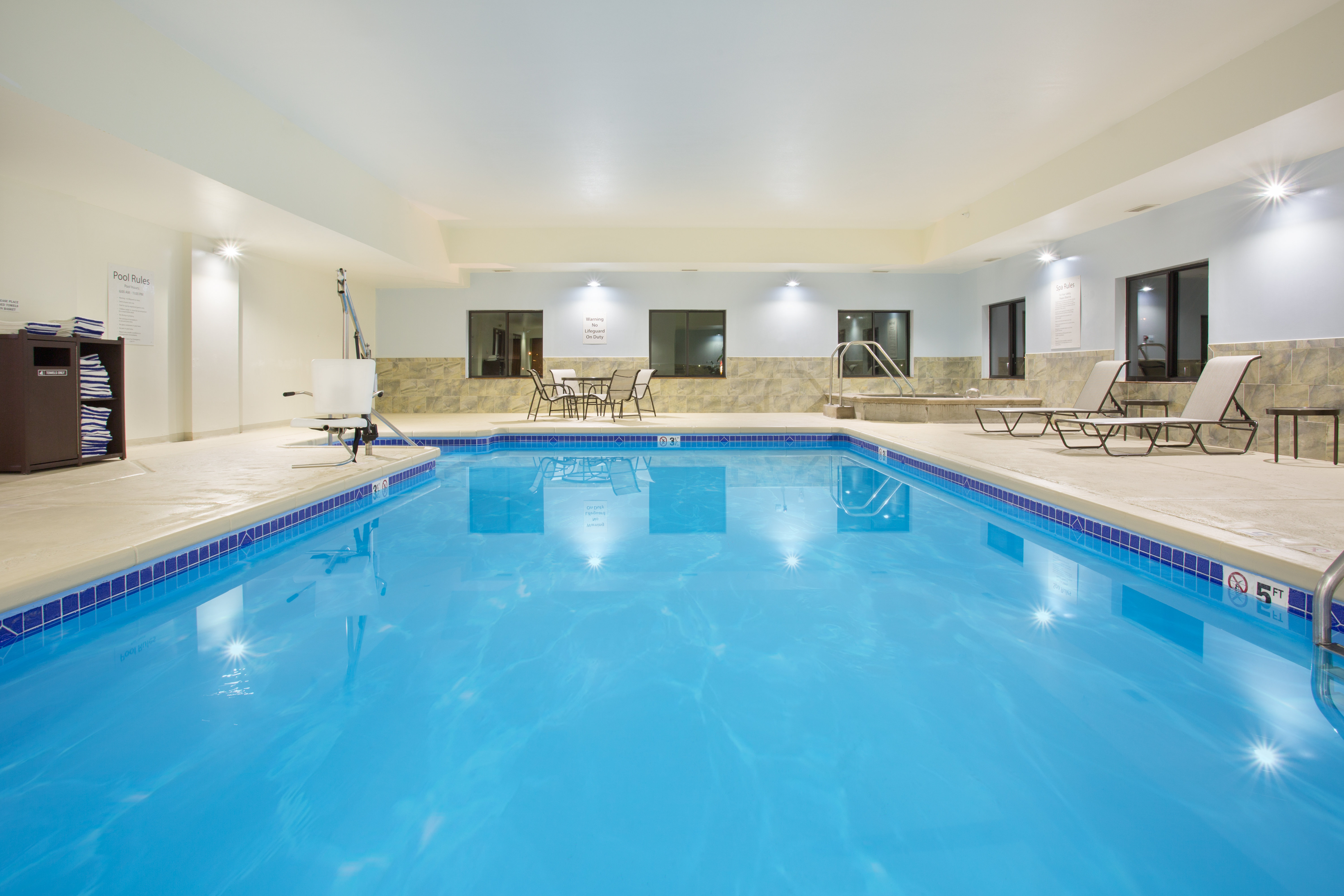 holiday inn express hotel and suites concordia by ihg
