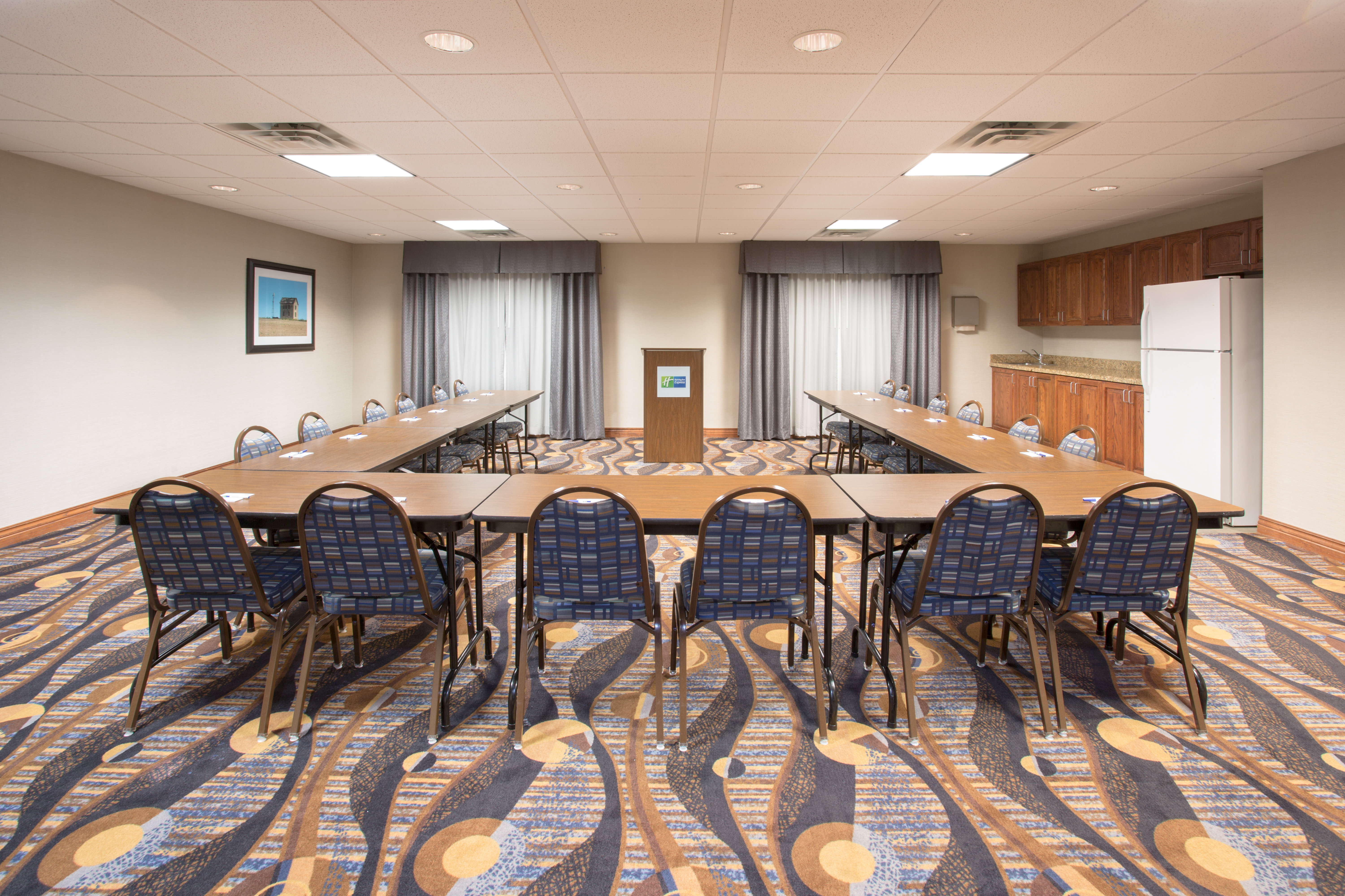 holiday inn express hotel and suites concordia by ihg