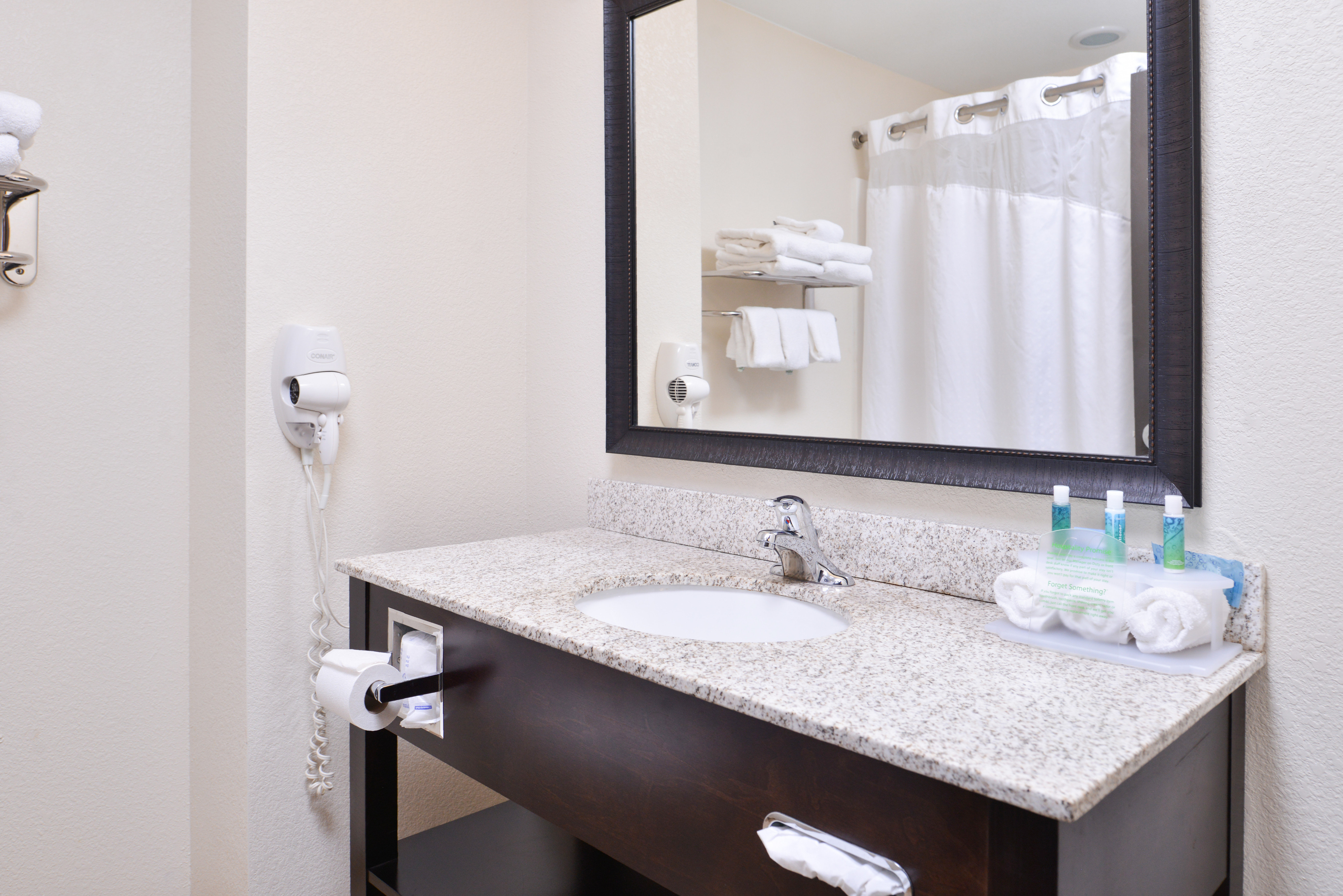 holiday inn express hotel and suites emporia northwest by ihg