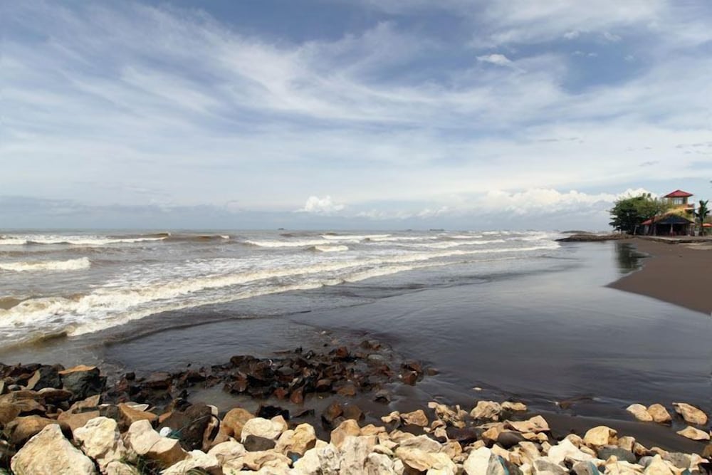 amaris hotel panakkukang makassar