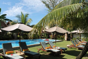 Cocotinos Manado A Boutique Dive Resort & Spa,On The Beach,4 star