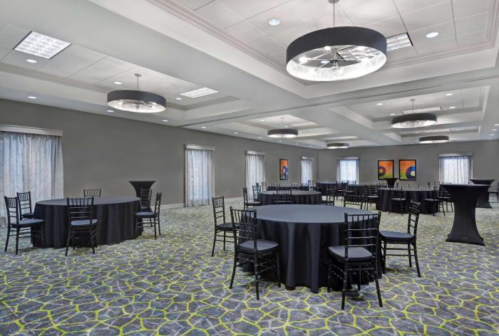 hampton inn gallatin