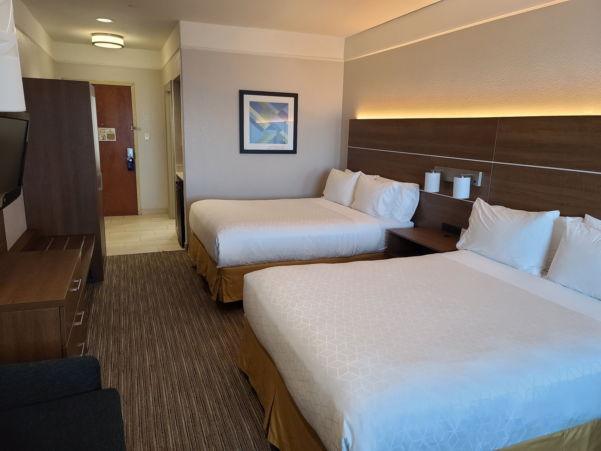 holiday inn express and suites galveston west seawall