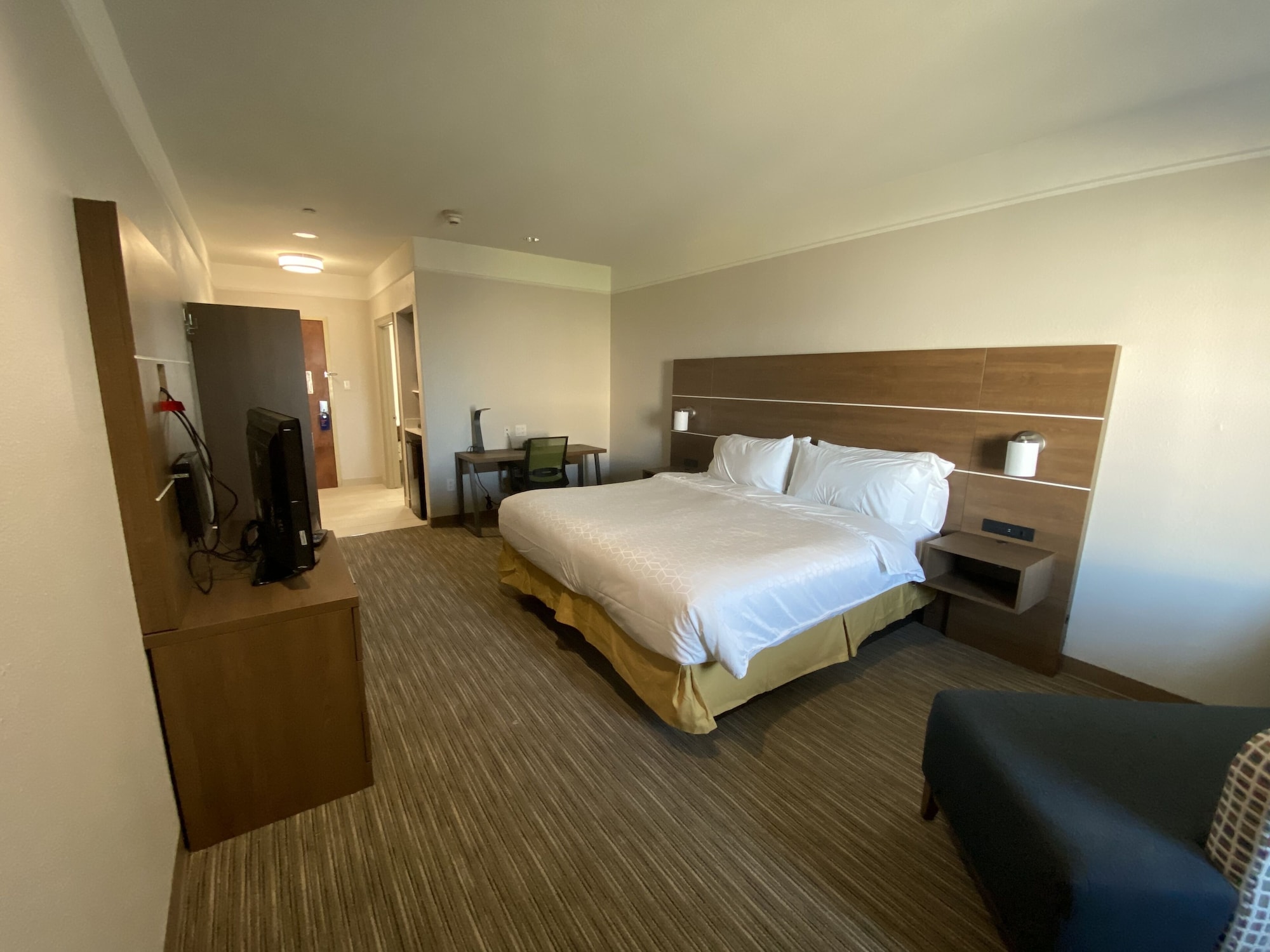 holiday inn express and suites galveston west seawall