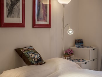 rundanina village life studio