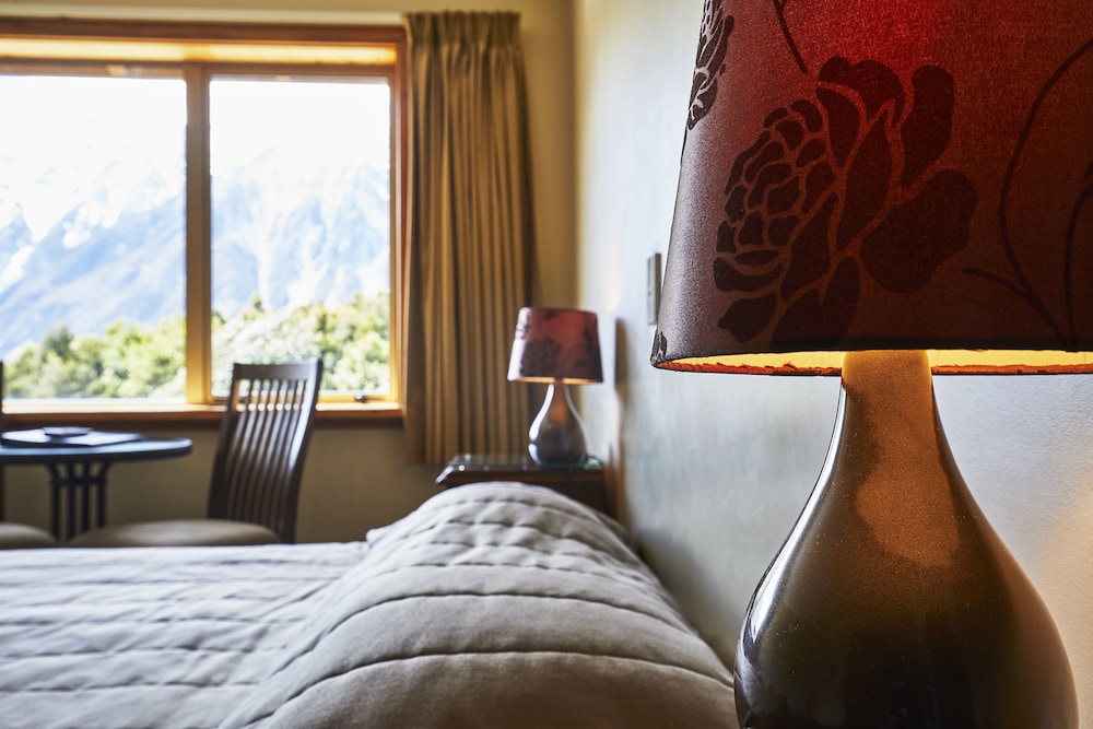 aoraki mount cook alpine lodge