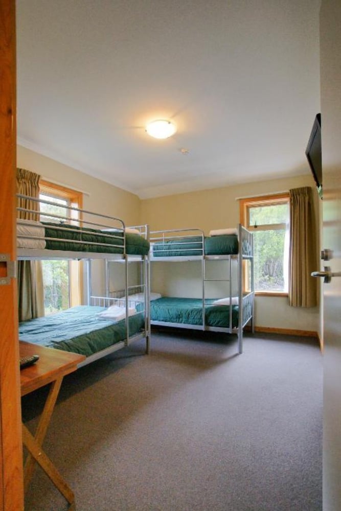 aoraki mount cook alpine lodge