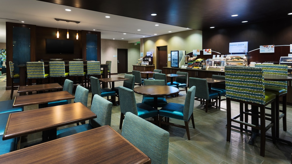 holiday inn express and suites midland south i 20 by ihg
