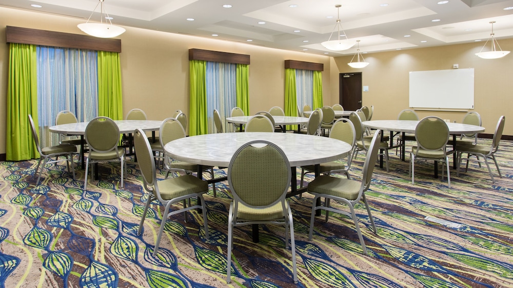 holiday inn express and suites midland south i 20 by ihg