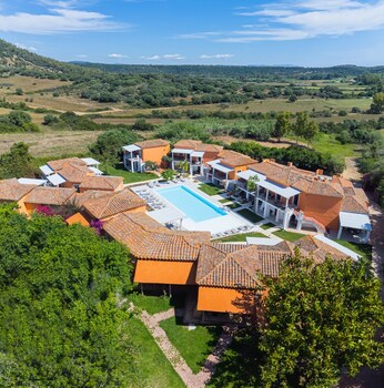 Galanias Hotel & Retreat,Near Torre Di Bari,4 star