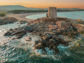 Galanias Hotel & Retreat,Near Torre Di Bari,4 star