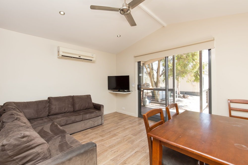 Nrma Mildura Riverside Holiday Park,Echuca>>Cabarita,3 star