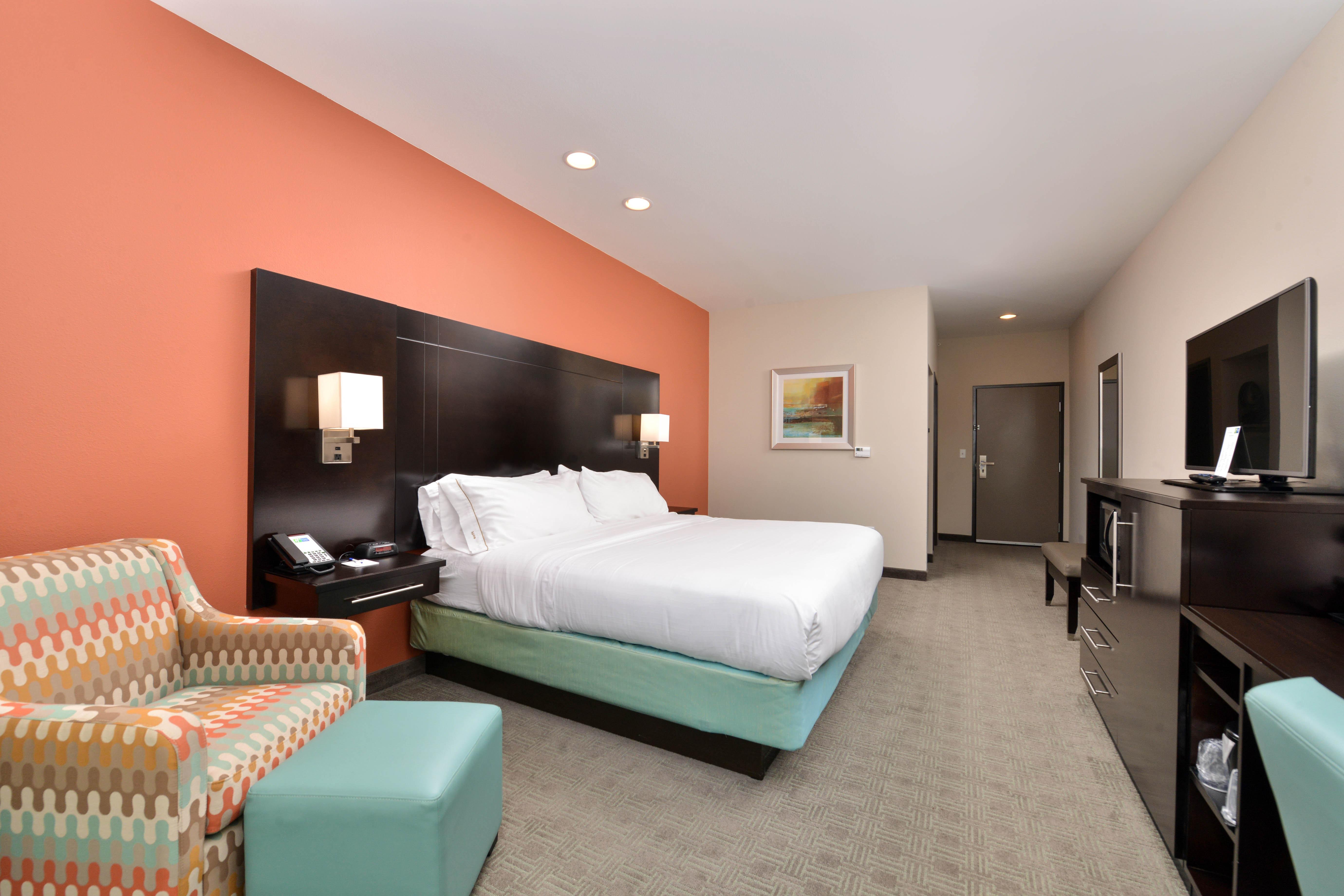 holiday inn express and suites austin south by ihg