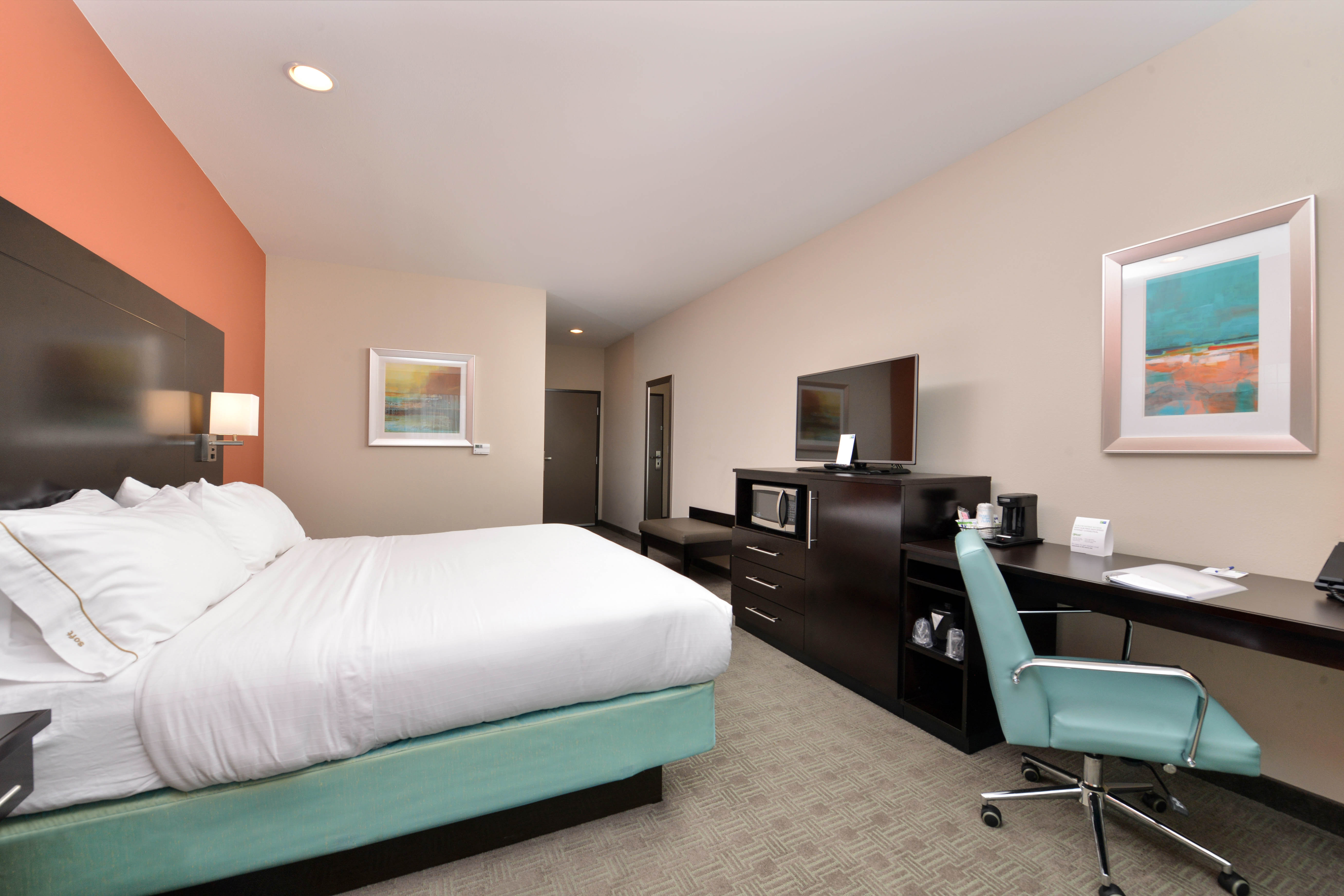 holiday inn express and suites austin south by ihg