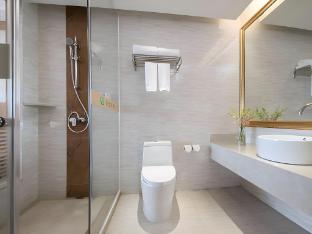 vienna hotel foshan qiandeng lake metro station