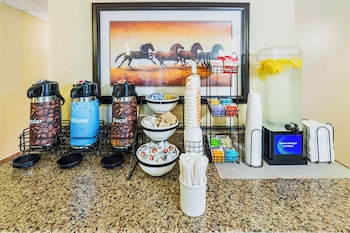 comfort inn and suites edson