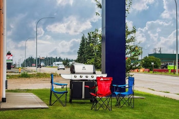 comfort inn and suites edson
