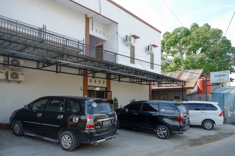 reddoorz near pasar baru mamuju