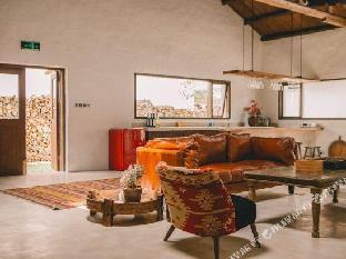 hill side village qiandao lake