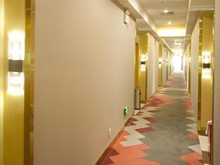 jiahua holiday hotel